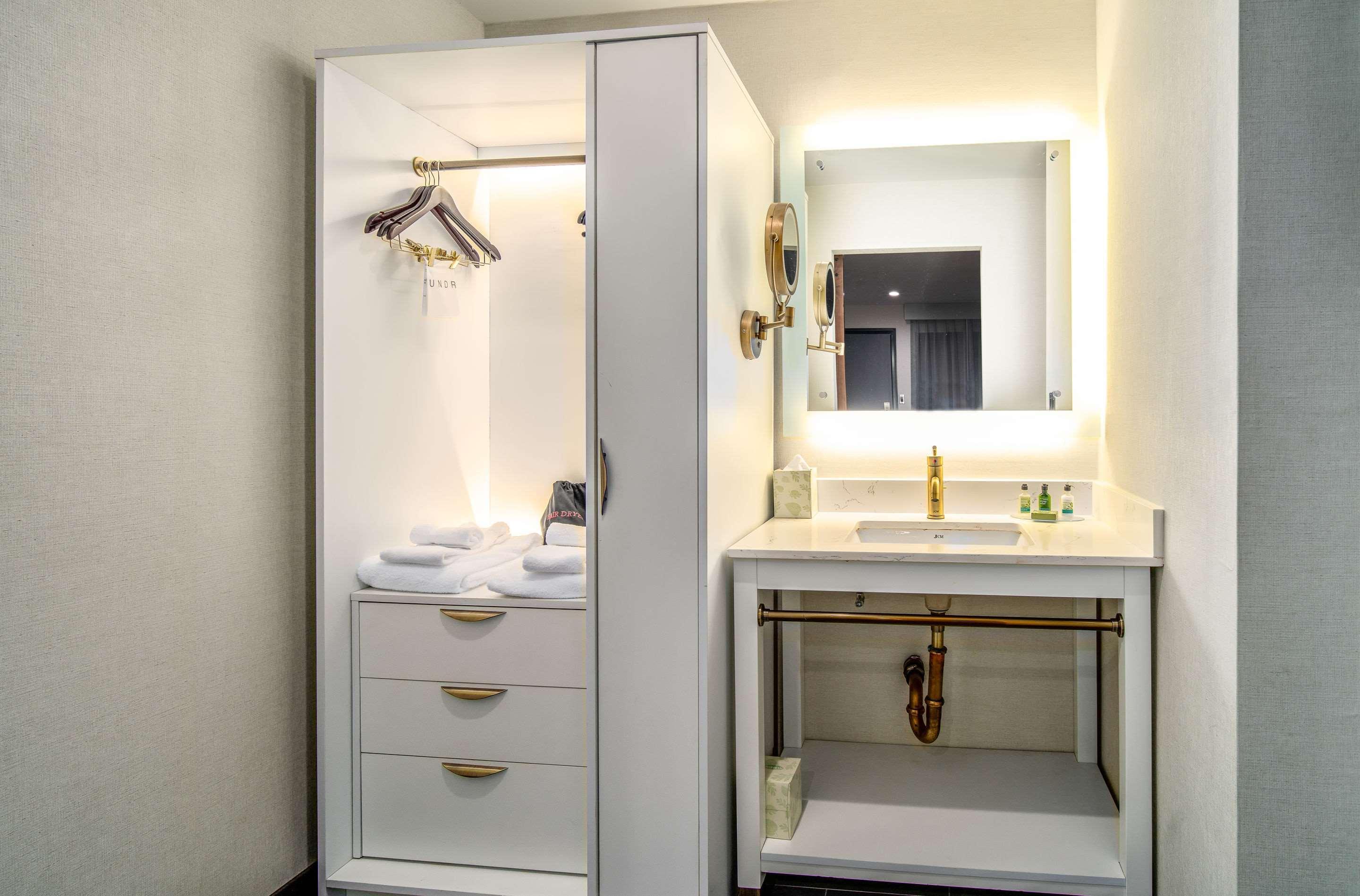 818 Hotel + Pool, Ascend Hotel Collection By Choice ロサンゼルス エクステリア 写真